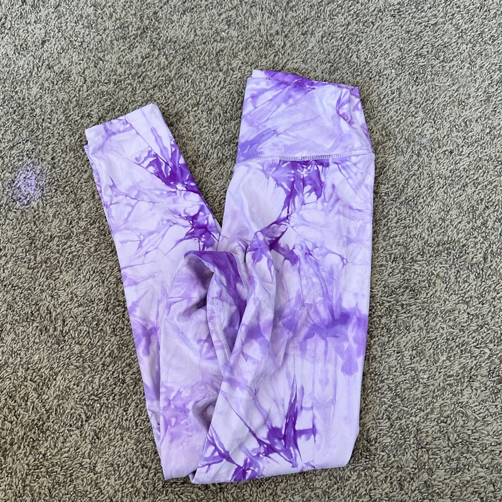 Purple leggings